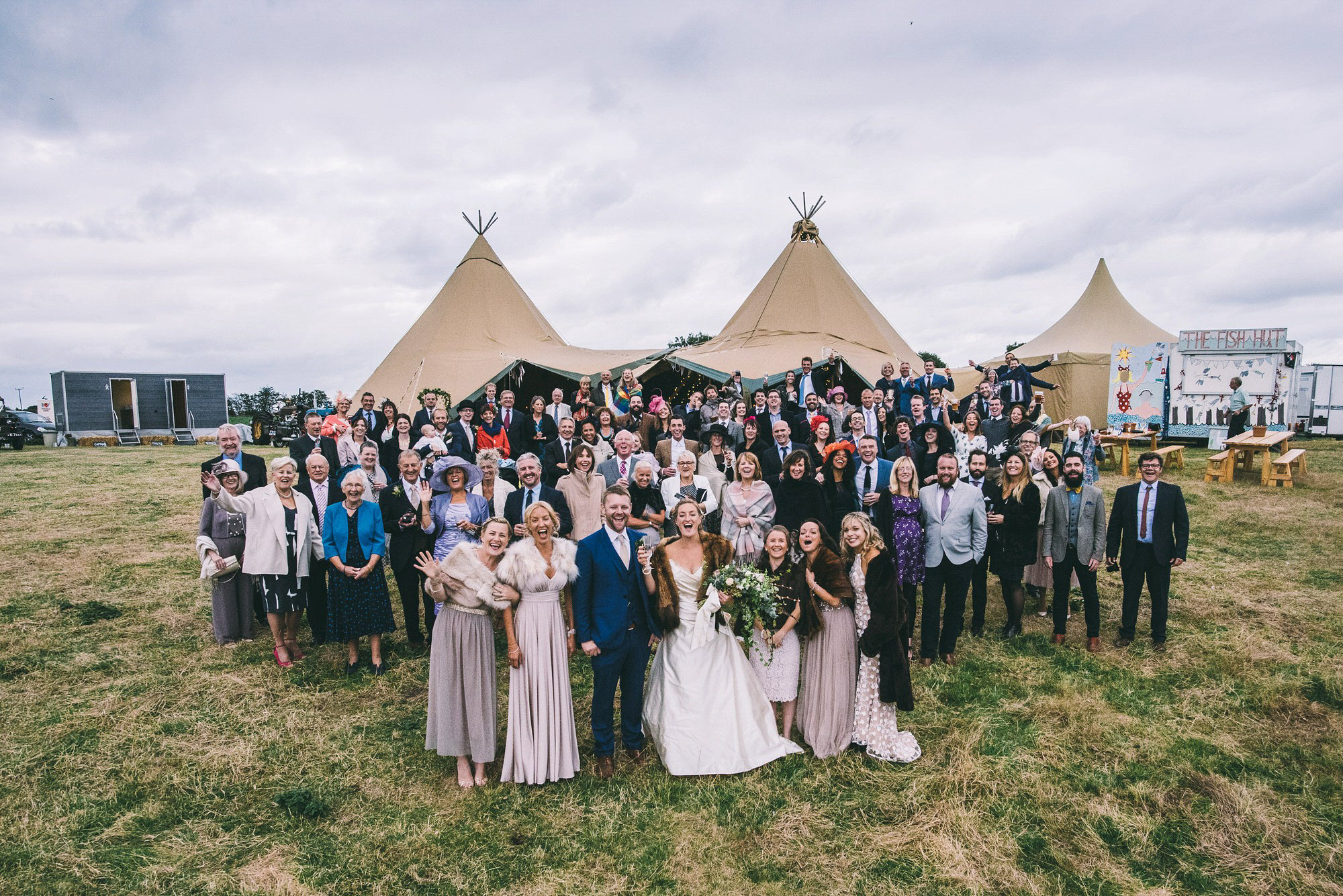 tipi-wedding-suffolk-by-james-powell-photography-047